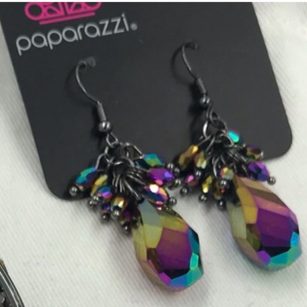 Paparazzi Iridescent Earring